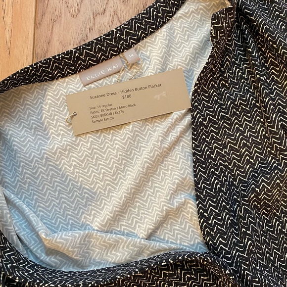 NWT Ellie Kai stretch elastic waist dress - Picture 7 of 7